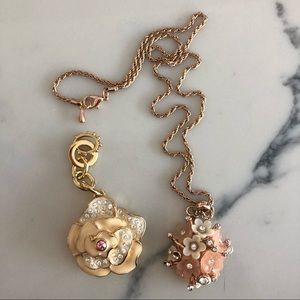 🆕 Sparkling Flowers Necklace and Pendant Bundle.